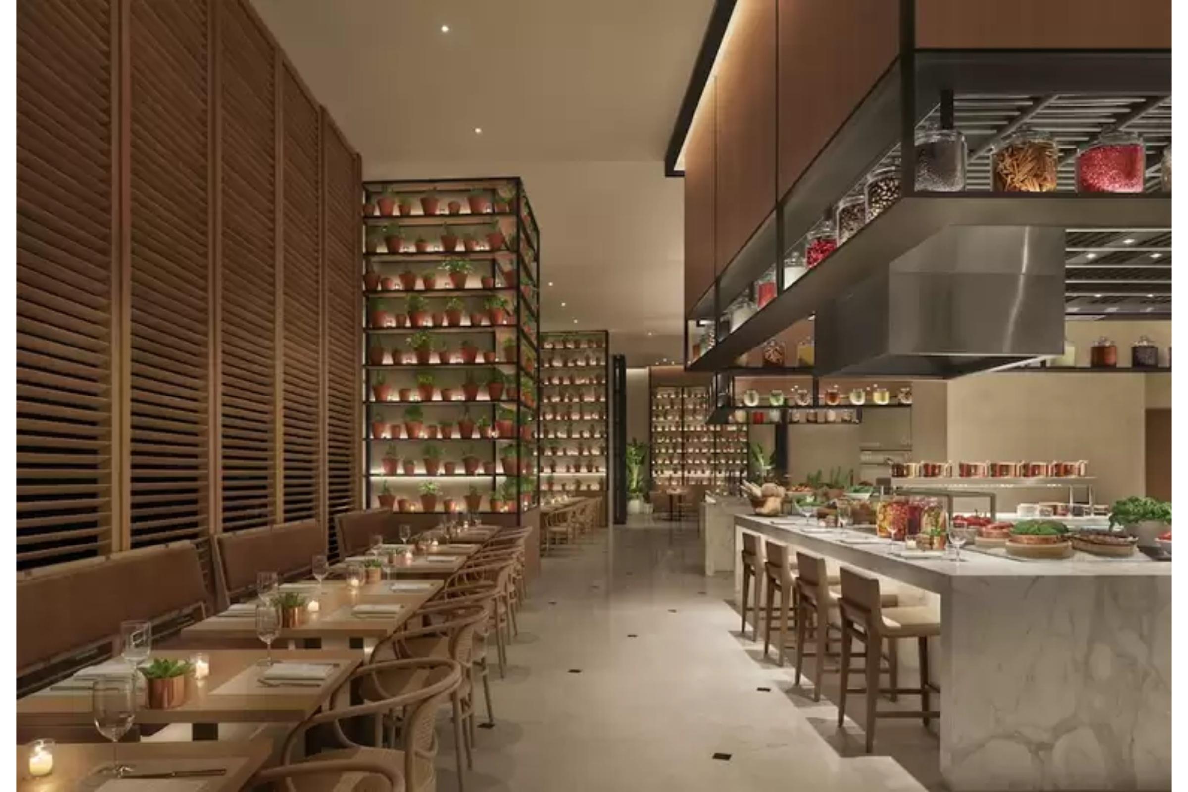The Abu Dhabi Edition Exterior foto The interior of the restaurant