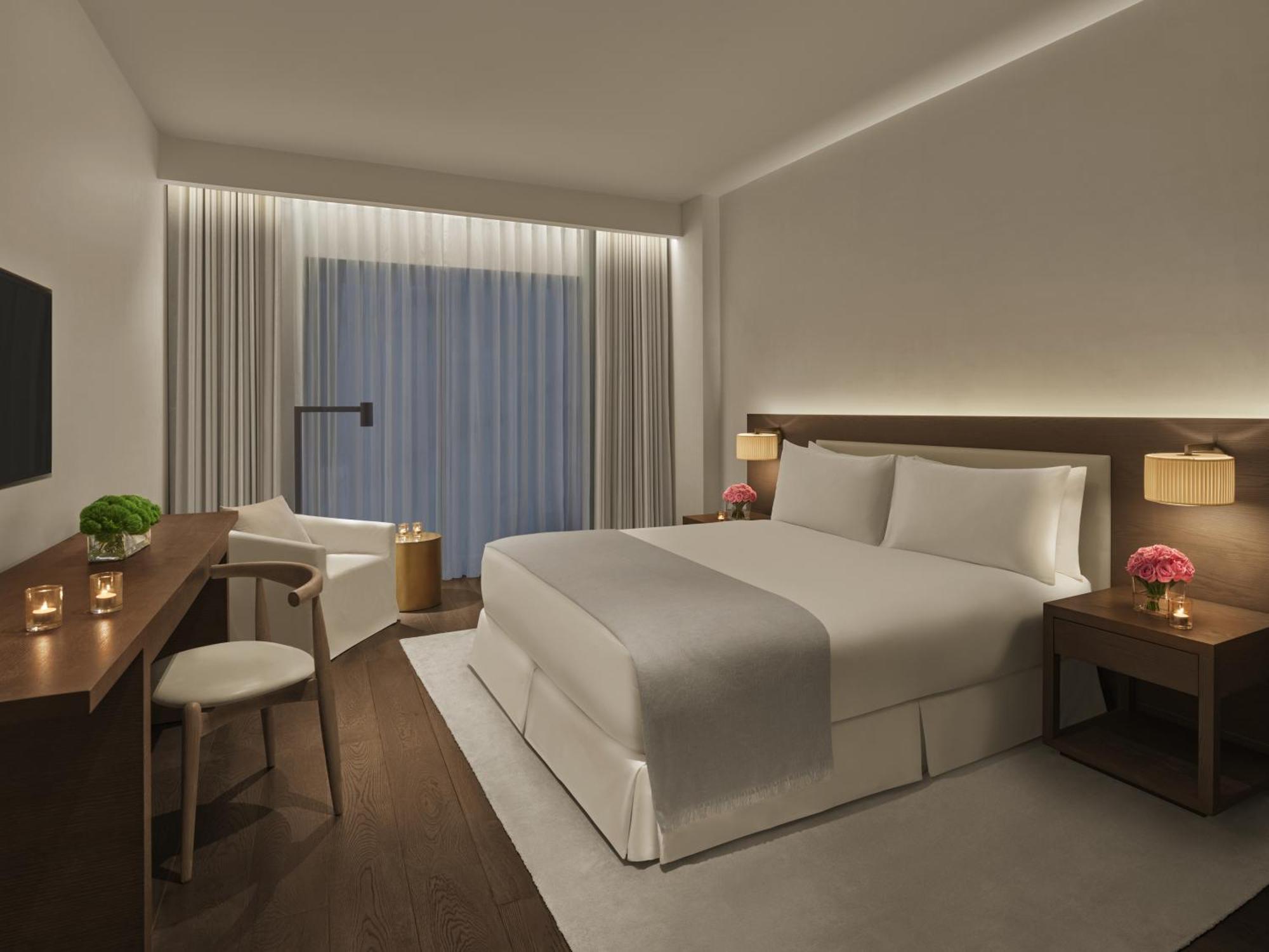 The Abu Dhabi Edition Exterior foto A bedroom at the hotel