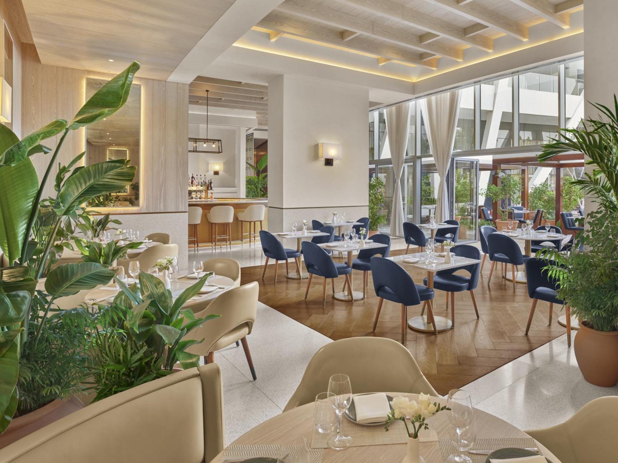 The Abu Dhabi Edition Exterior foto The restaurant